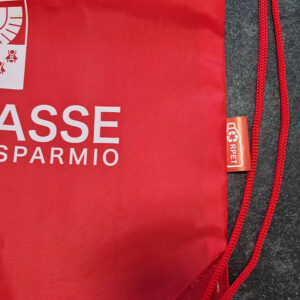 Sacca zaino in RPET personalizzata con stampa in sublimazione